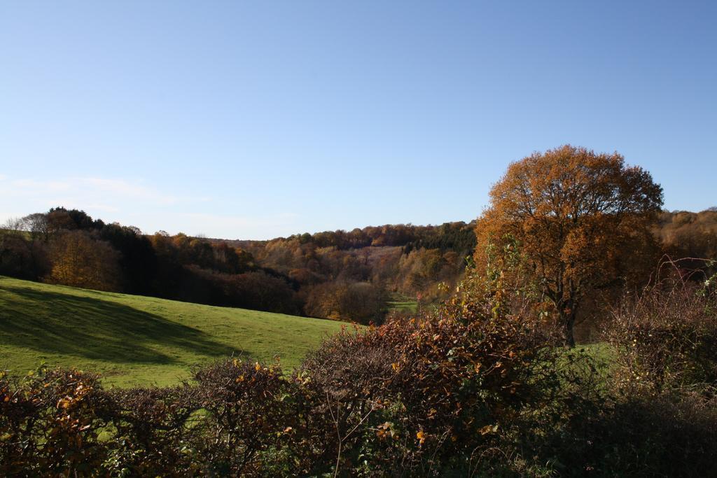 A l´Ombre Du Clocher Montbliart Exterior foto